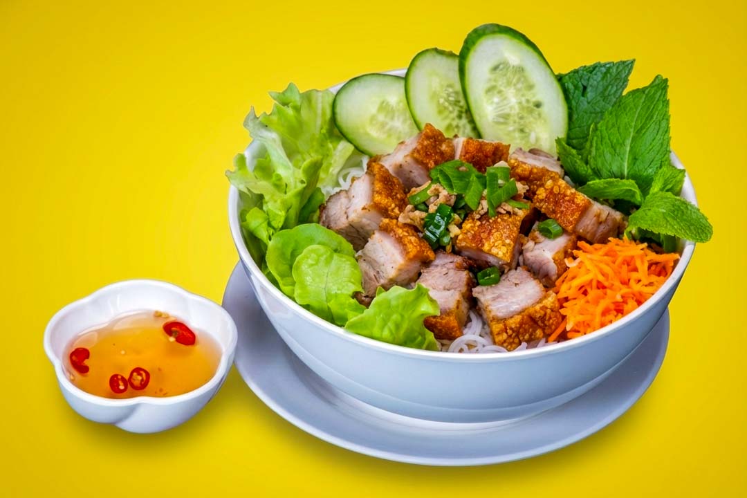 Crispy pork vermicelli salad