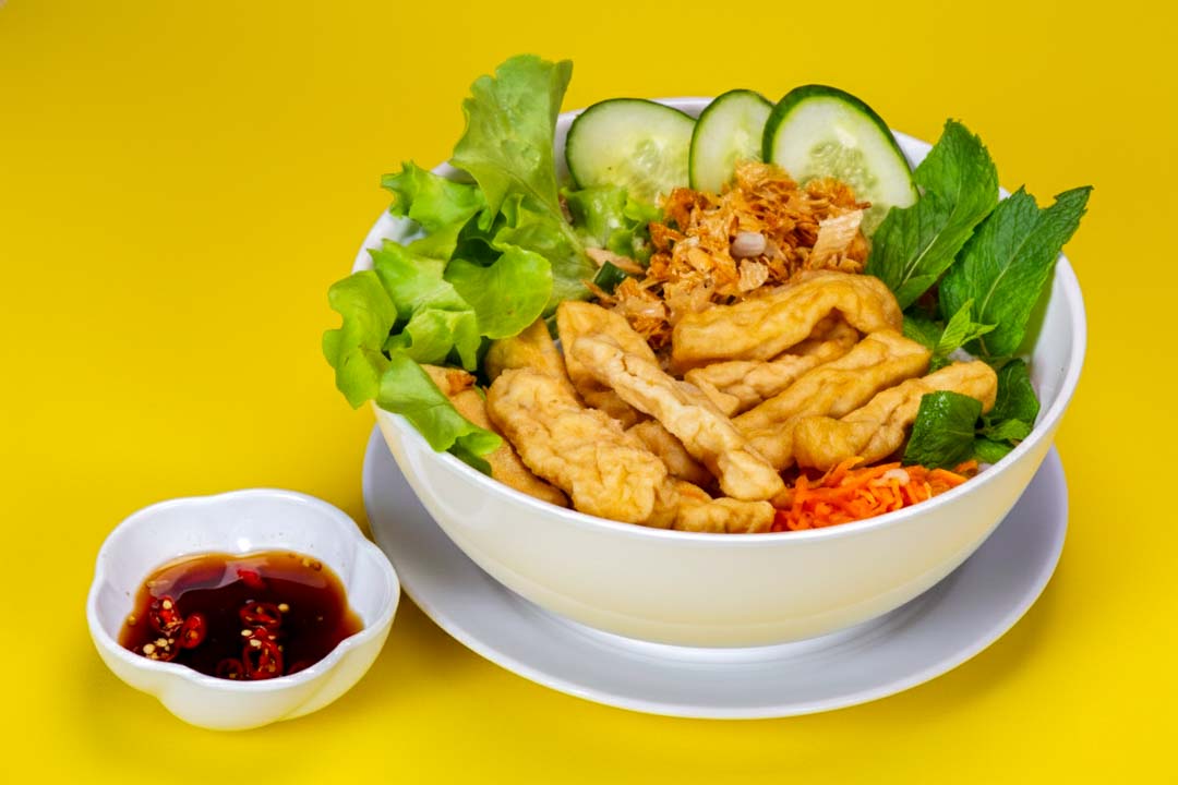 Fried tofu vermicelli salad