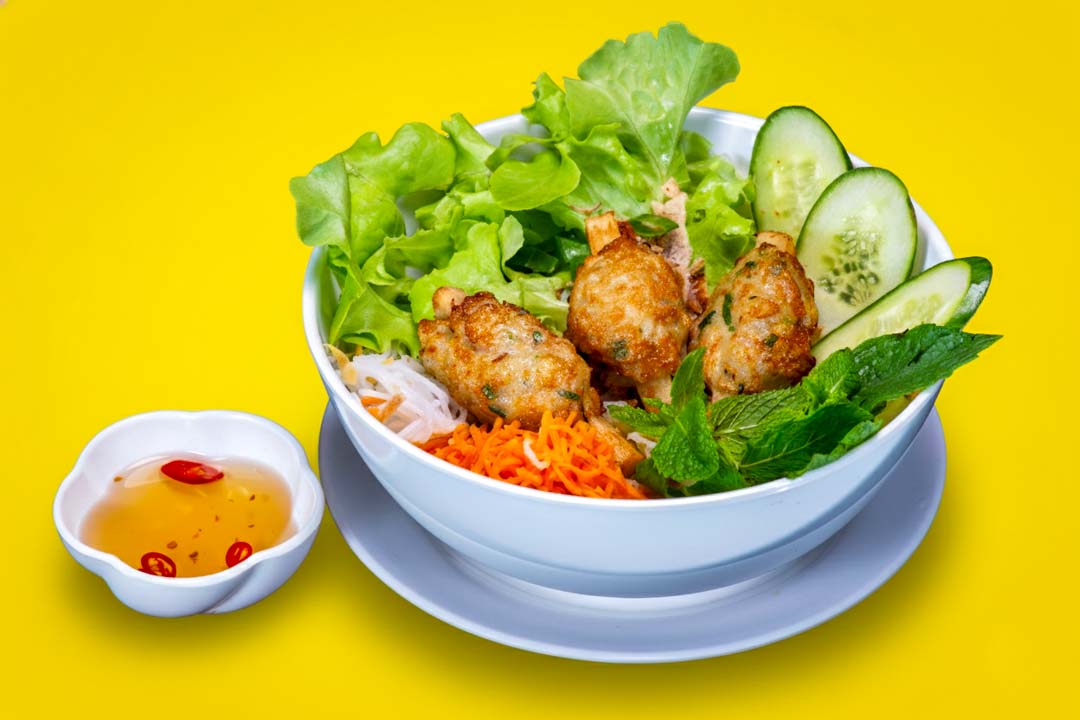Sugarcane prawn vermicelli salad